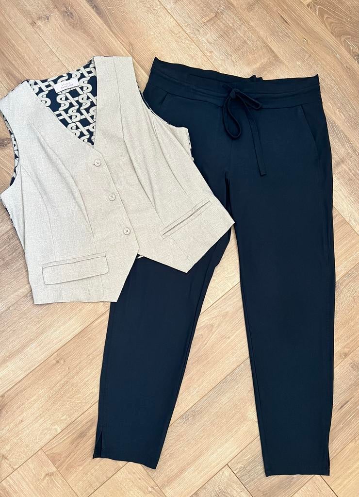 Studio anneloes set L gilet & startup broek zwart, Zwart, Maat 42/44 (L), Ophalen of Verzenden, Zo goed als nieuw