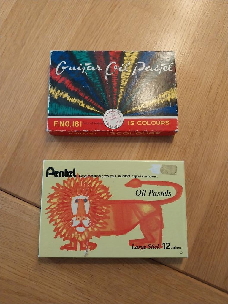 Twee doosjes pastelkrijt, Hobby en Vrije tijd, Tekenen, Ophalen, Zo goed als nieuw, Overige typen