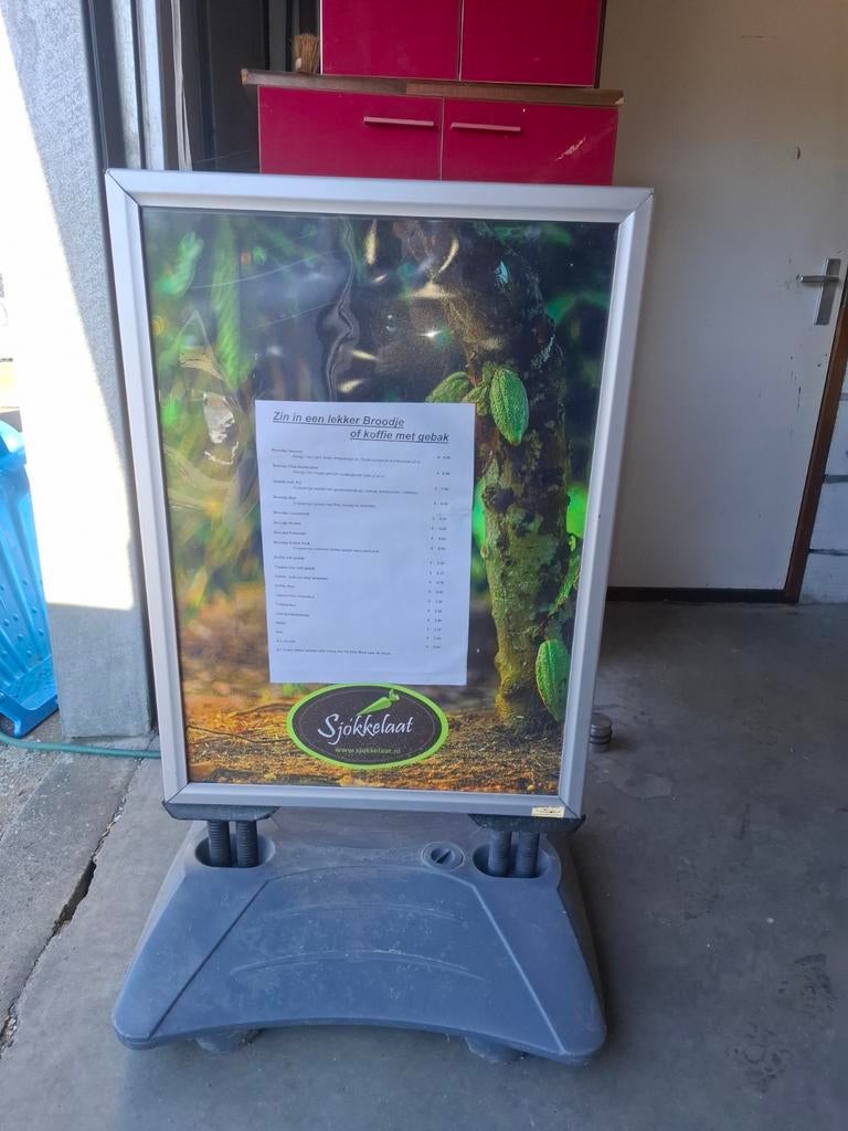 Stoepbord A1 met watertank - Windbestendig, Aankleding buiten, Ophalen, Gebruikt, Inrichting