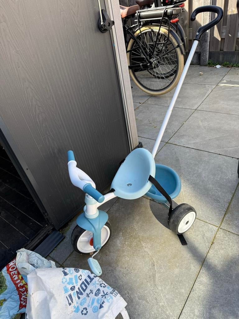 Blauwe kinderfiets met duwstang, Fietsen en Brommers, Ophalen, Gebruikt, Duwstang