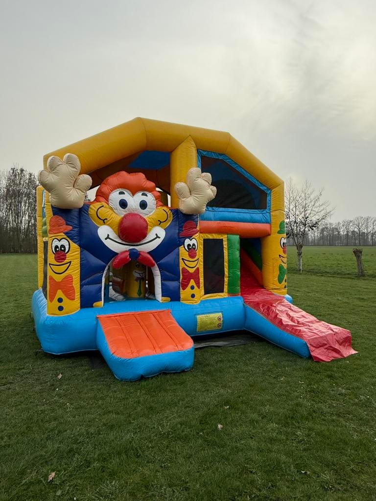 Springkussen multiplay met glijbaan te huur, Ophalen, Zo goed als nieuw, Overige