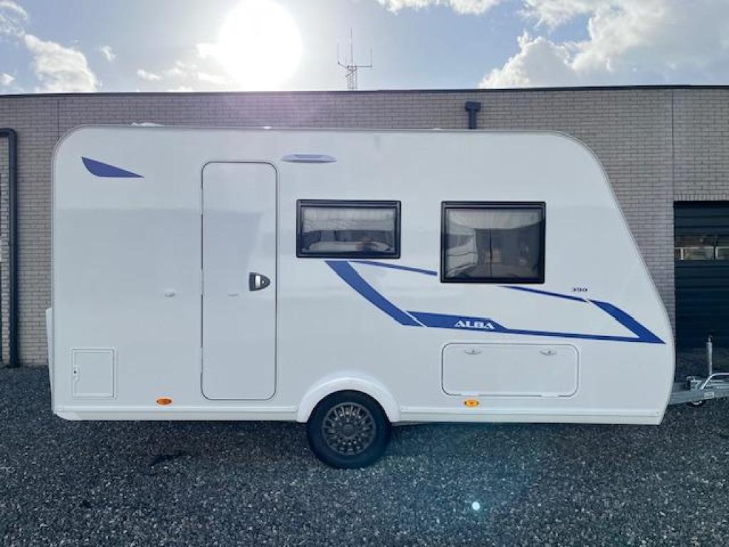 Caravelair Alba 390 Nieuw 2026, Caravans en Kamperen, Caravans, Schokbreker, Bedrijf, Treinzit, 4 tot 5 meter