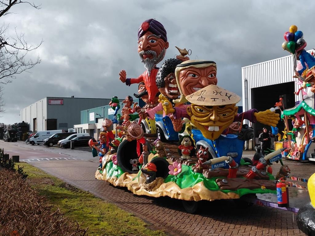 Polyester carnavalswagen te koop aangeboden, Ticket of Toegangskaart