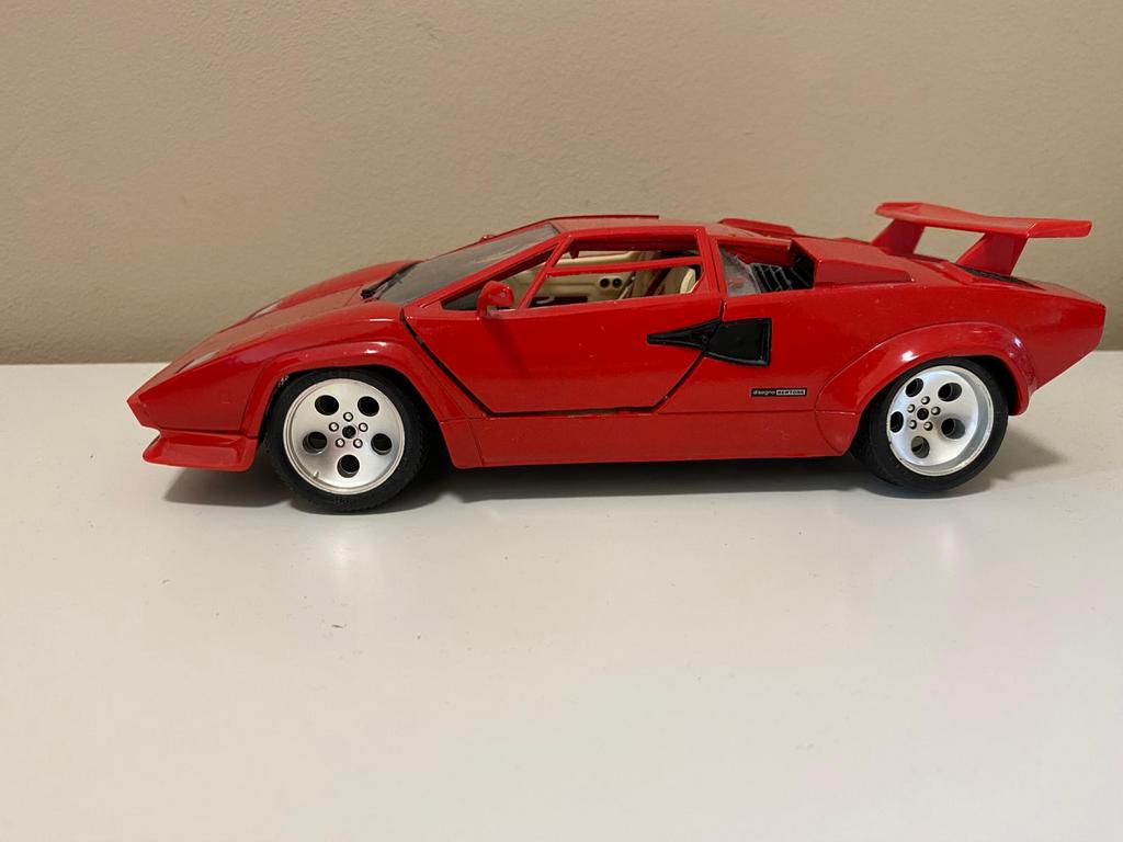 Lamborghini Countach 1:18 Bburago, Ophalen of Verzenden, Zo goed als nieuw, Auto, Bburago
