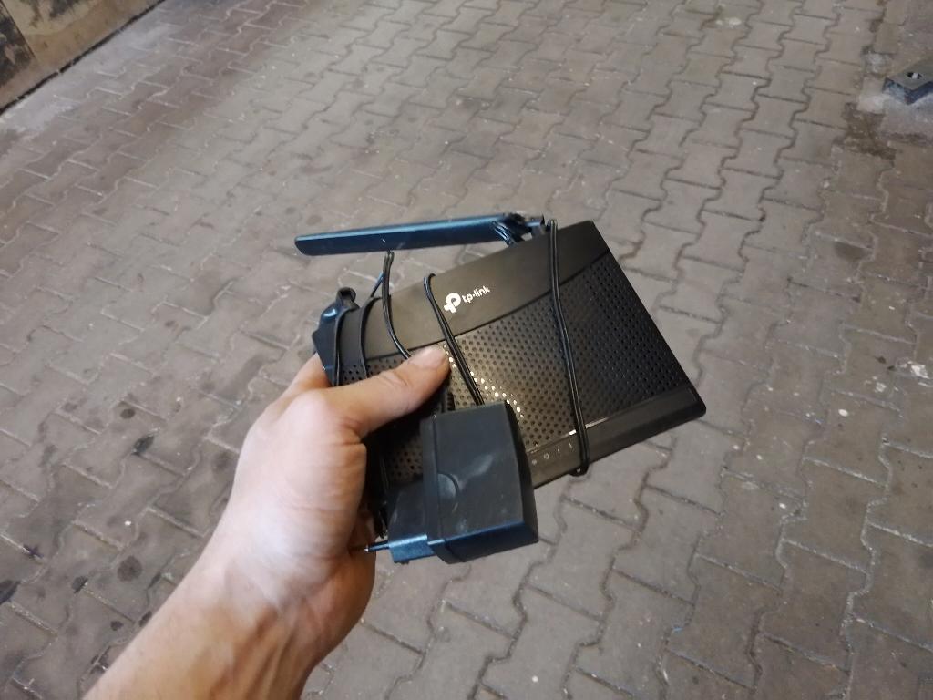 TP-Link TP Link TL-MR100 4G Simkaart Router Modem, Computers en Software, Routers en Modems, Router, TP-Link, Onbekend, Ophalen of Verzenden