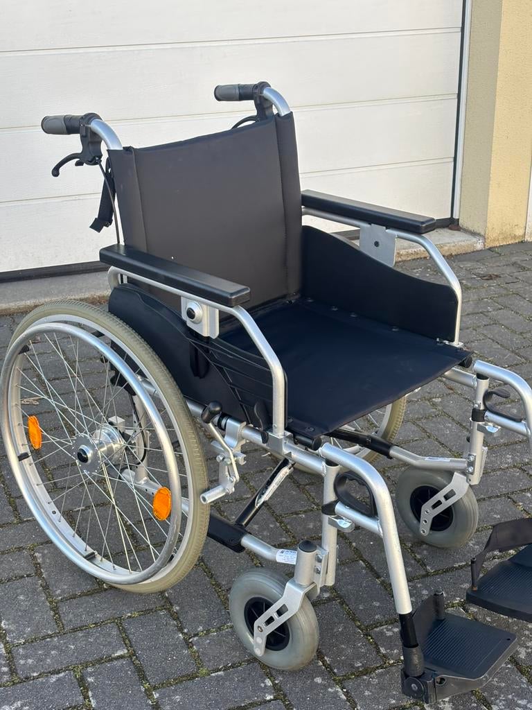 Brede robuuste stevige inklapbare Rolstoel duitse makelij, Diversen, Duitsland, Zo goed als nieuw, Handbewogen rolstoel, Drive