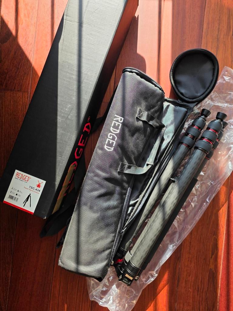 REDGED TSC-434 Carbon Fiber Statief - Zo goed als nieuw, Ophalen of Verzenden, Zo goed als nieuw, 150 tot 175 cm, Driepoot
