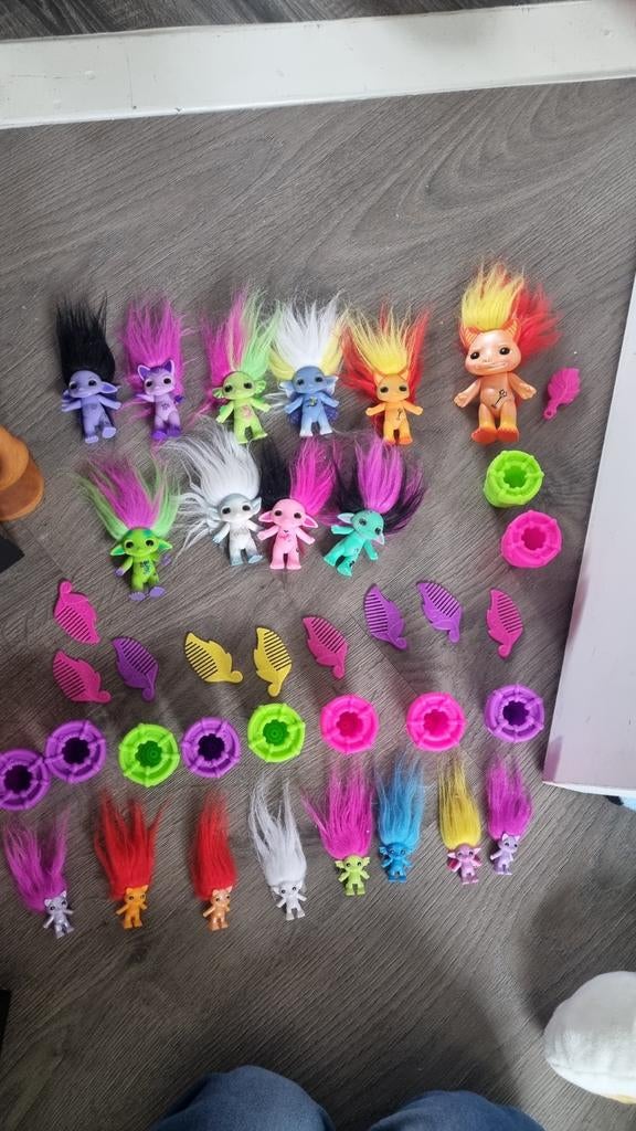 The Zelfs popjes trollen, Ophalen of Verzenden, Zo goed als nieuw