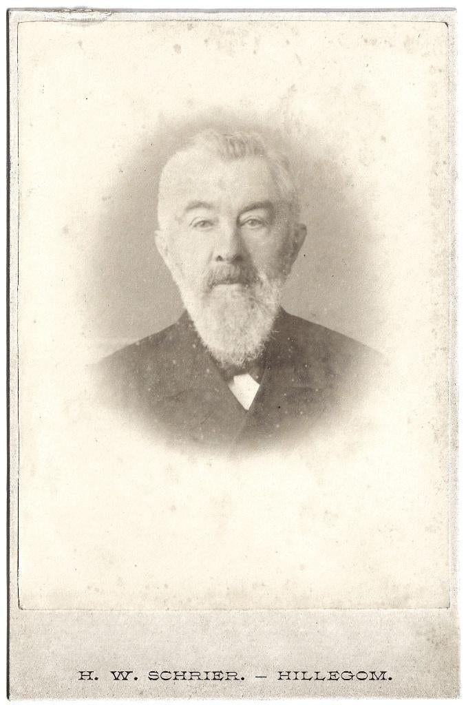 Kabinetfoto Portret Man Baard - Foto Schrier Hillegom, Gebruikt, Foto, Ophalen of Verzenden, Voor 1940