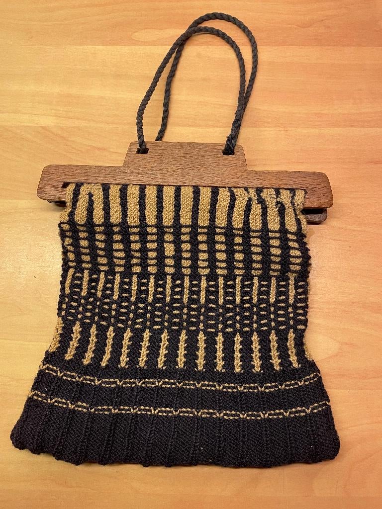 GEHAAKT TASJE van vroeger 1935., Ophalen of Verzenden