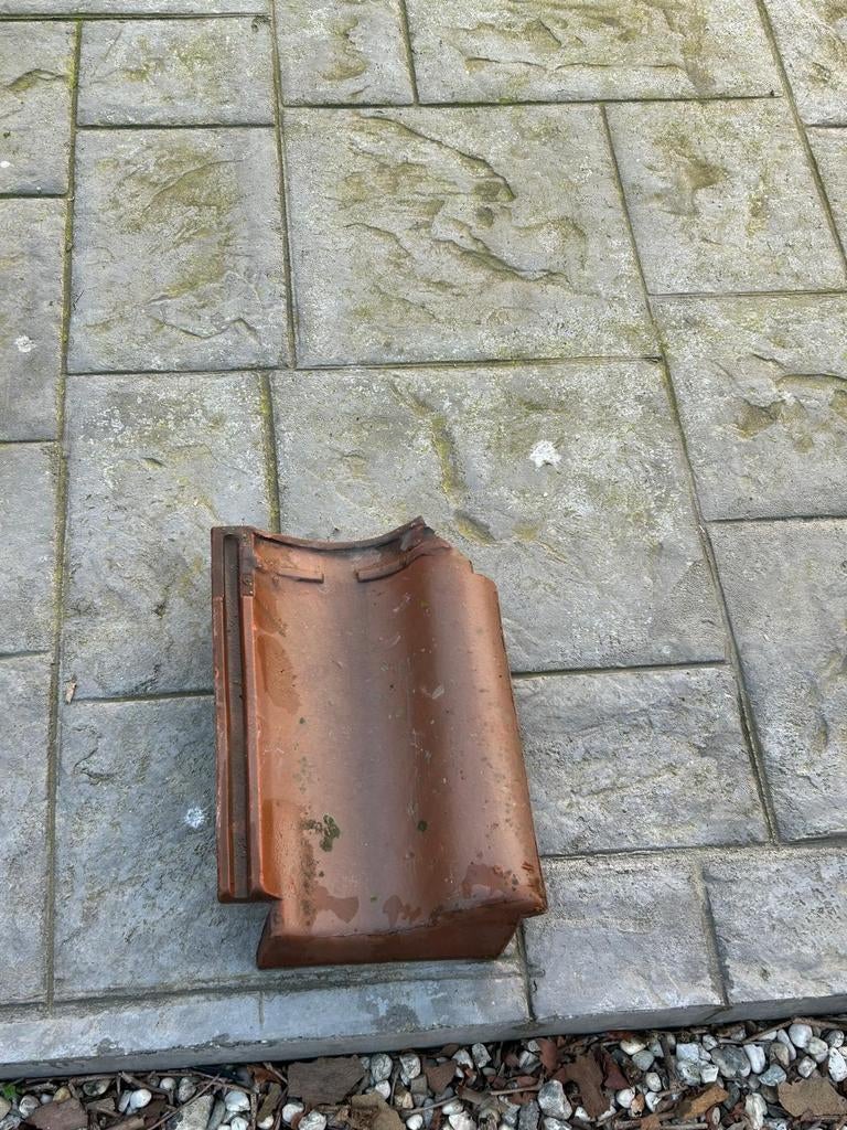 Dakpan OVH bruin, Ophalen, Gebruikt, Steen of Klei, 15 m² of meer