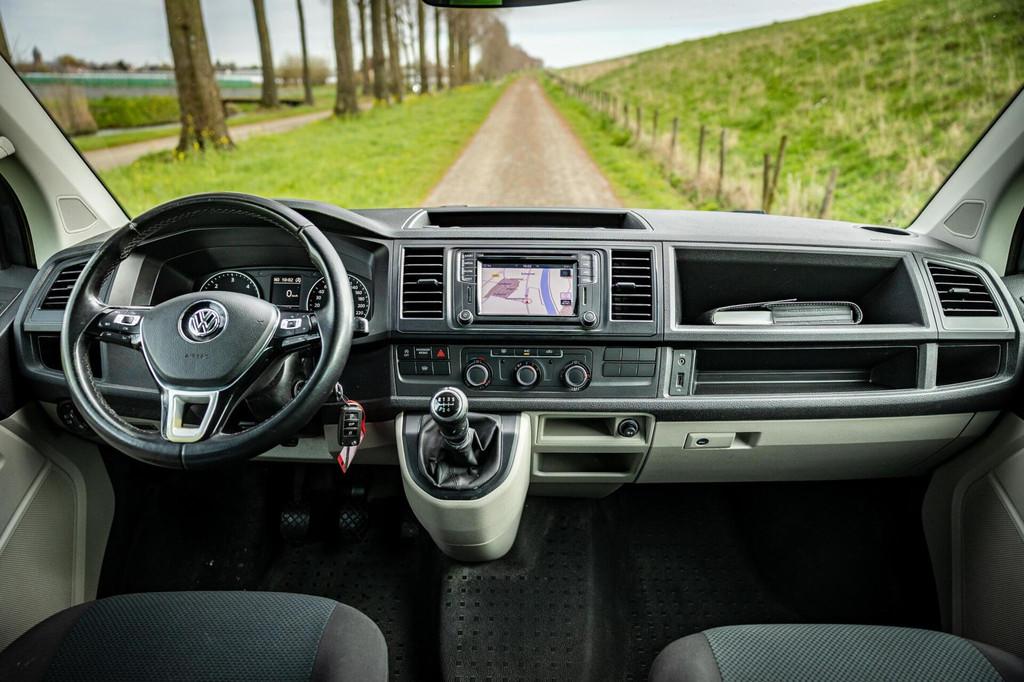 Volkswagen Transporter 2.0 TDI L2H1 DC Highline |Camera |PDC, Gebruikt, Euro 6, 4 cilinders, Met garantie (alle)