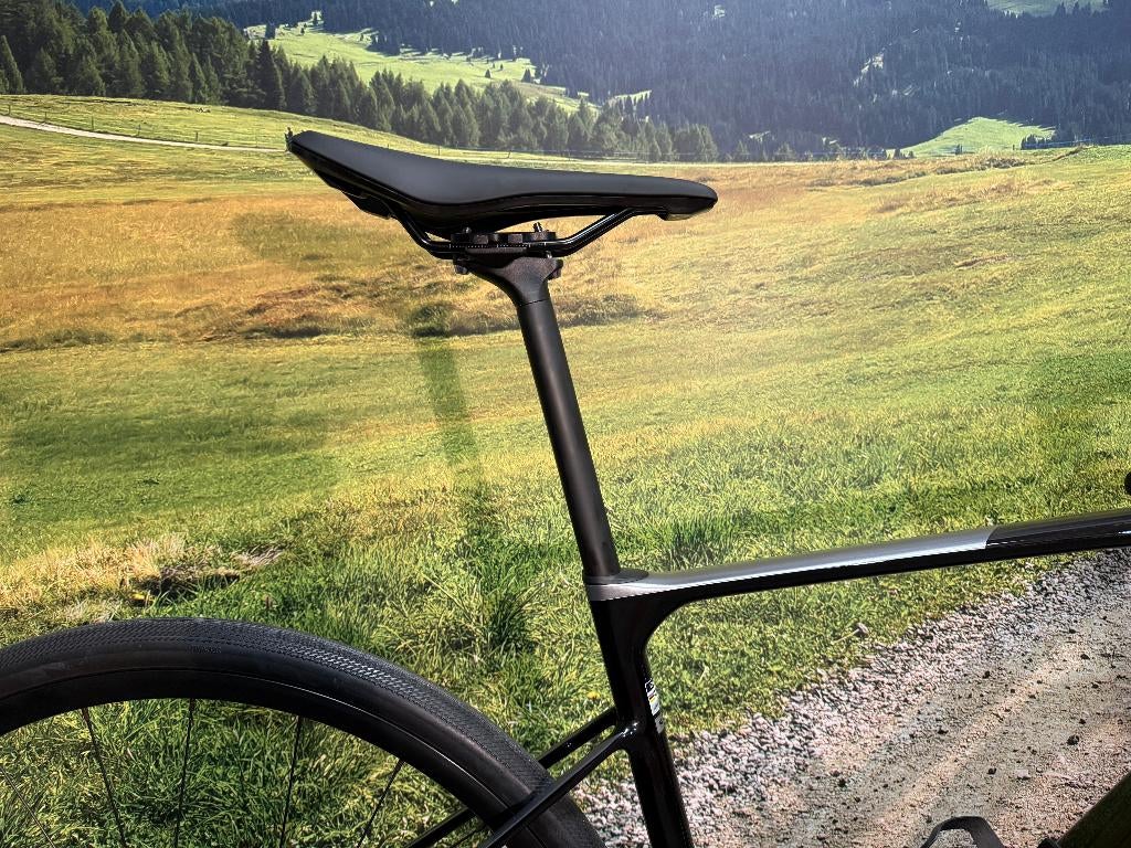 SALE Giant Defy Advanced 2 Disc M Shimano 105 €2799/€2199,-, Ophalen, 28 inch, Carbon, Heren