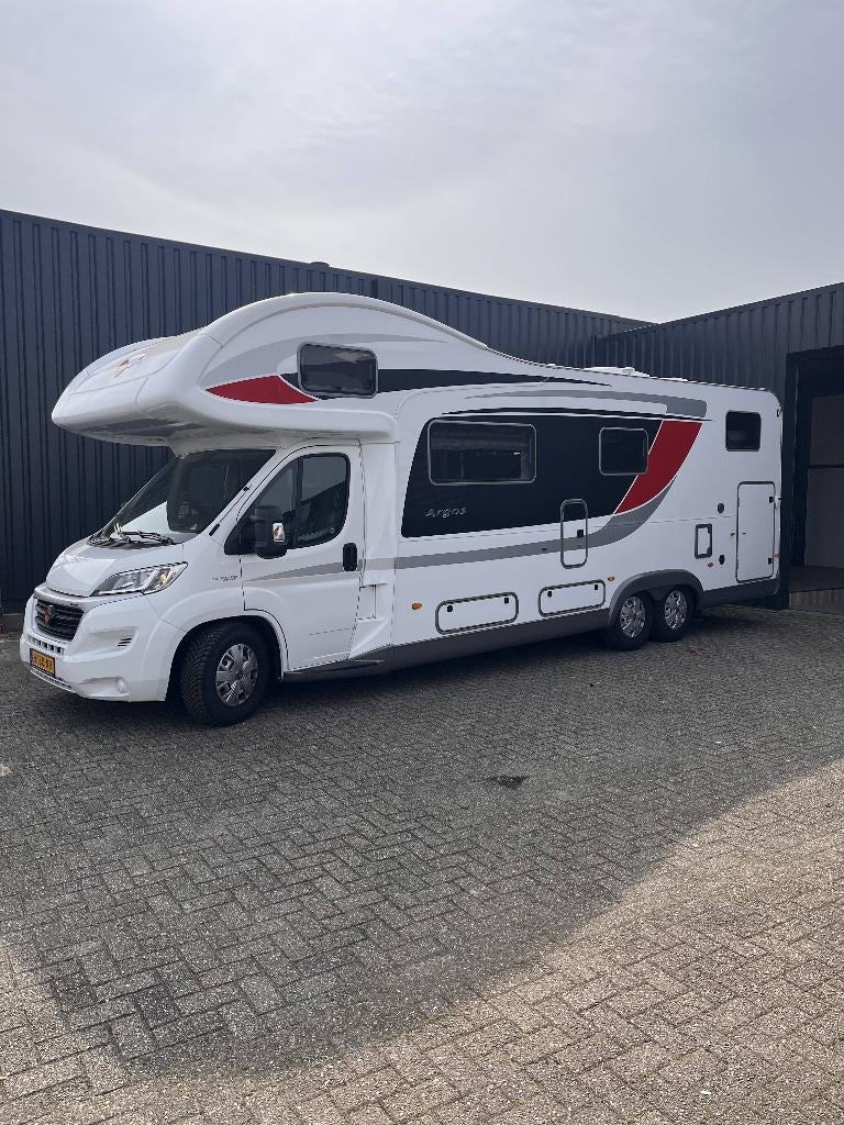 camper alkoof xxl garage 6 persoon c1, Caravans en Kamperen, Automaat, Alkoof, Fiat, Vloeistofverwarming