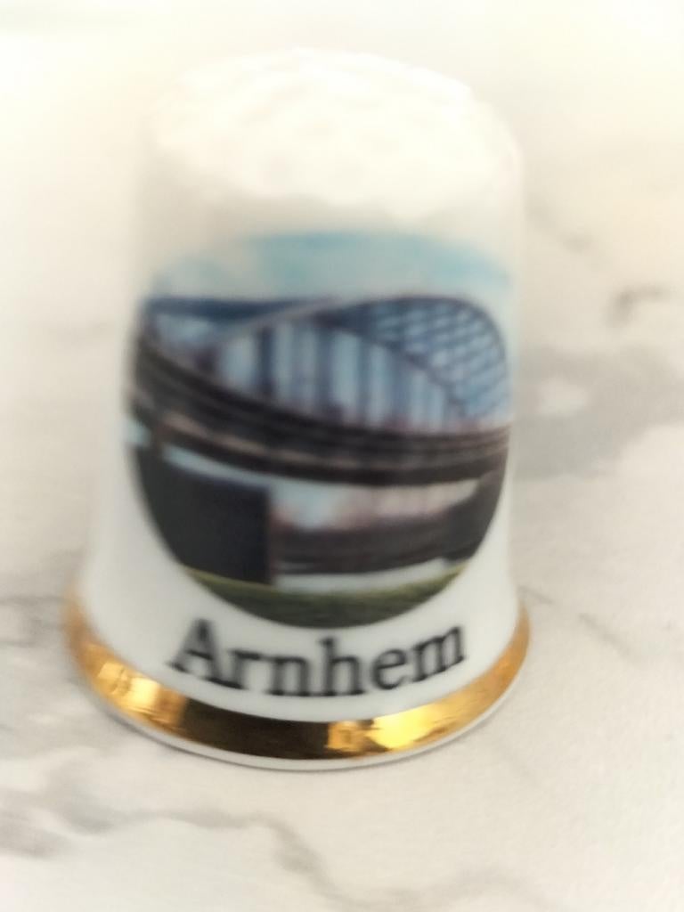 Vingerhoedje Arnhem, Ophalen of Verzenden, Zo goed als nieuw