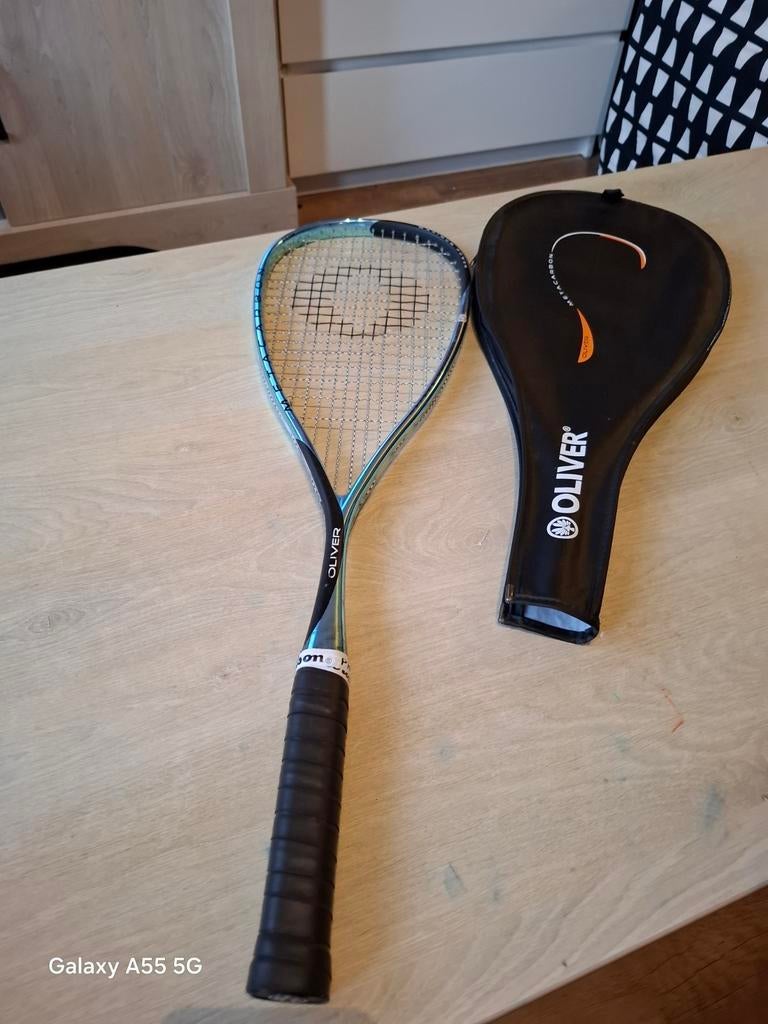 Oliver squashracket met hoes - Zo goed als nieuw, Niet bekend, Met hoes, Ophalen of Verzenden, Zo goed als nieuw