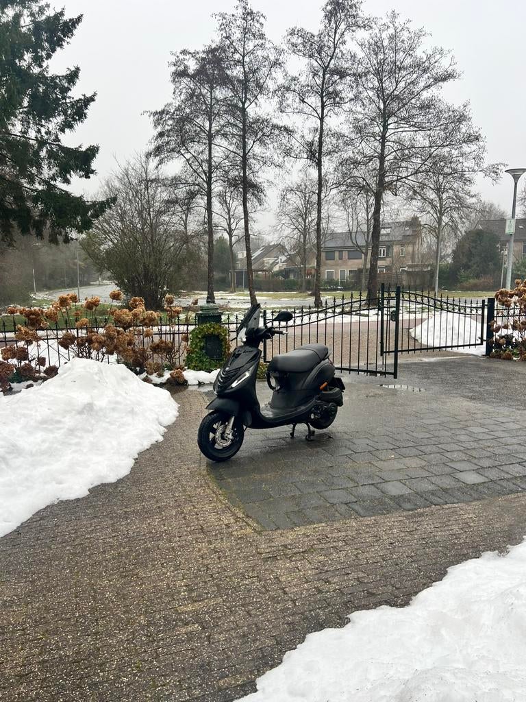 Piaggio zip 4t iget 2022 ook te ruil tegen 2t zip