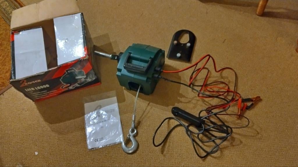 12 volt takel, Ophalen of Verzenden, Zo goed als nieuw