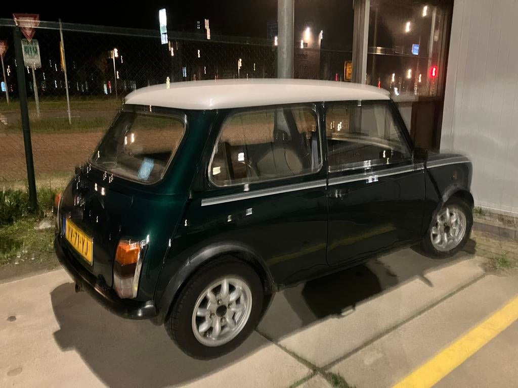 Mini 1000 1.0 E K9 1990 Groen, Auto's, Voorwielaandrijving, Overige bekleding, Origineel Nederlands, 620 kg