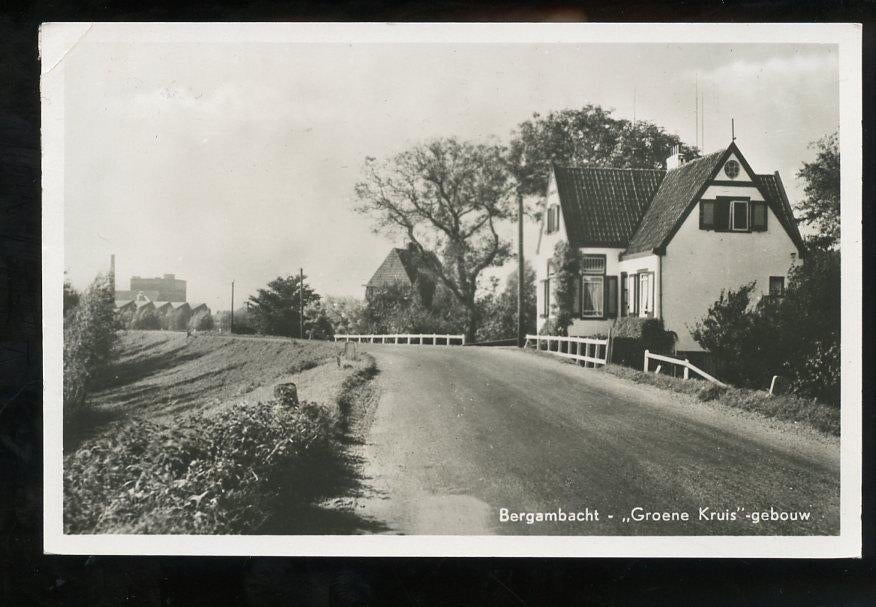 1950 Groene Kruisgebouw Bergambacht (ZH-22), Verzamelen, Ophalen, 1940 tot 1960, Zuid-Holland