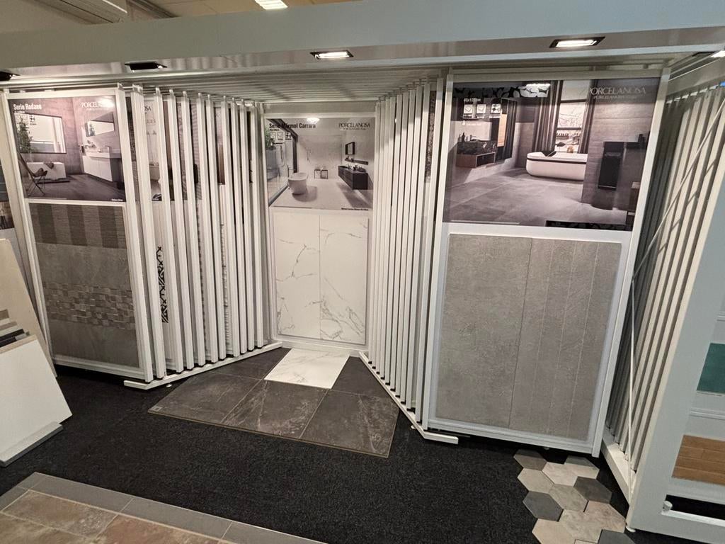 GRATIS Tegelkast tegeldisplay presentatiekast accupanelkast, Ophalen, Gebruikt