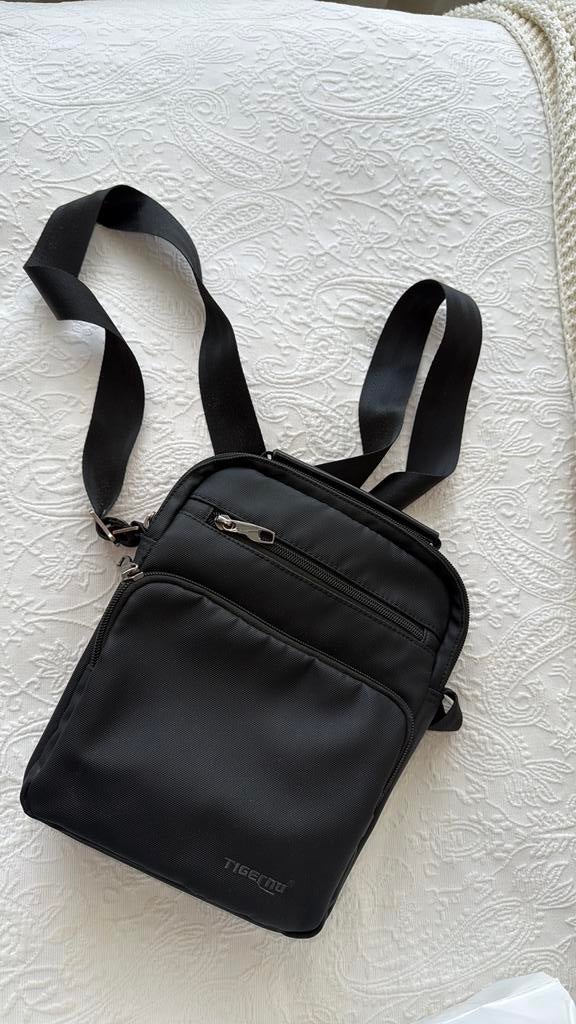 Tigernu Mannen Schoudertassen Voor Mannen, Ophalen of Verzenden, Zo goed als nieuw, Zwart
