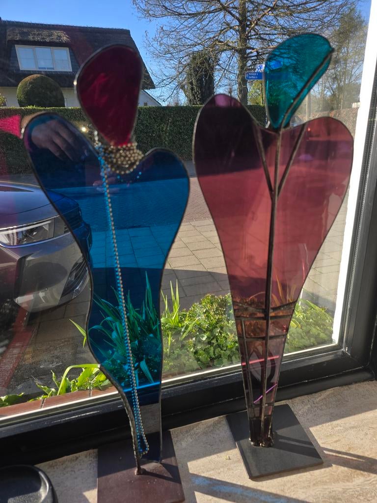 Twee glazen figuren op voet kunst glas in lood, Ophalen of Verzenden