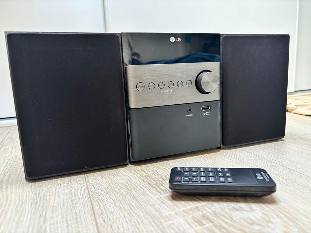 LG Micro Hi-Fi Systeem CM1560 met CD, USB en Radio, Gebruikt, Microset, Cd-speler, Ophalen