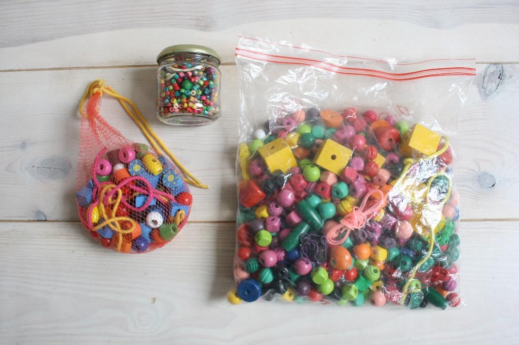 Diverse houten kralen, groot en klein, Hobby en Vrije tijd, Kralen en Sieraden maken, Verzenden, Zo goed als nieuw, Kraal