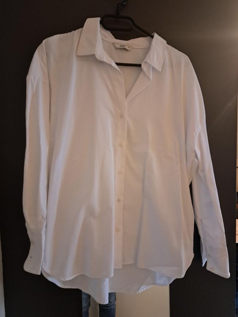 Mooie basic witte blouse., Wit, Ophalen of Verzenden, Zo goed als nieuw, Maat 34 (XS) of kleiner