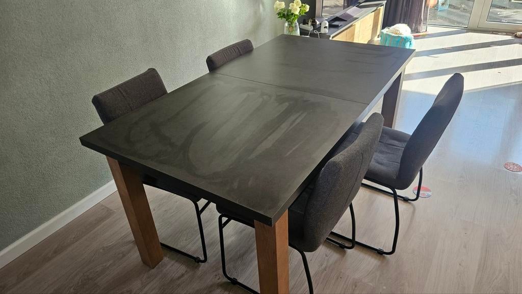 Uittrekbare eettafel van Meubella, Huis en Inrichting, Tafels | Eettafels, Ophalen, Gebruikt, 50 tot 100 cm, Vijf personen of meer