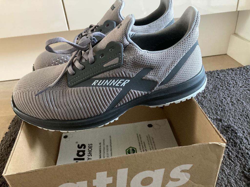 Werkschoenen, Ophalen, Nieuw