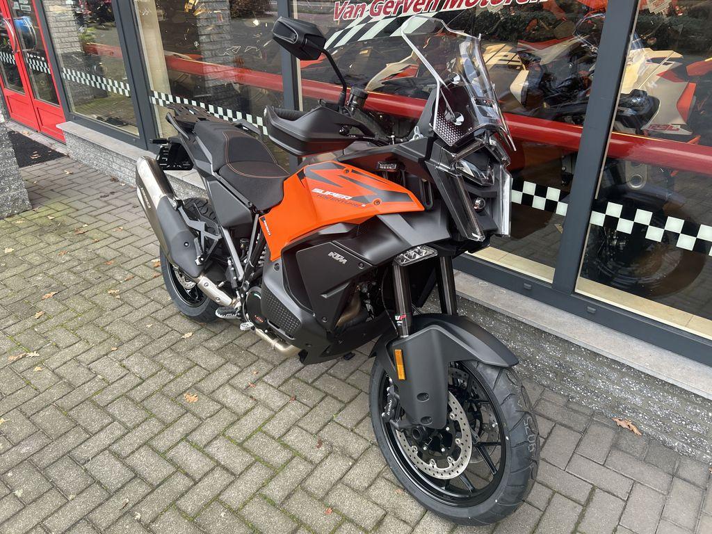 KTM 1390 SUPER ADVENTURE S 2026 - foto 2