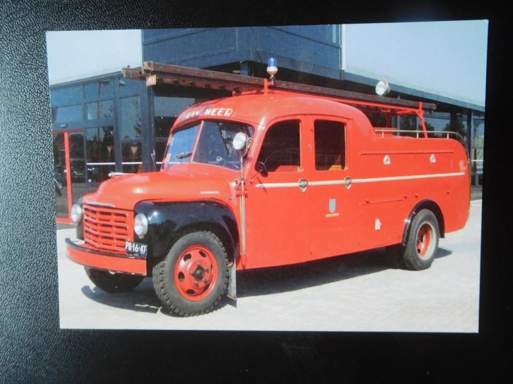 fotokaart brandweerauto Tankautospuit Studebaker R17A, Ophalen of Verzenden, Voor 1940