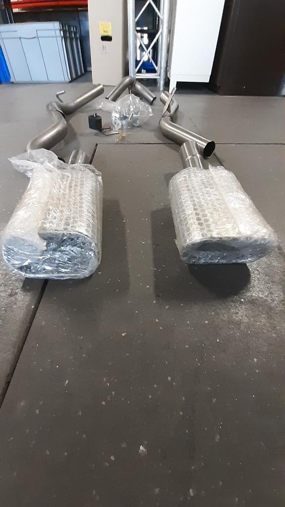 Sportuitlaat Kia Sorento rvs, Auto diversen, Ophalen, T.Smit Outlet Store, Info@tommysmit.nl, 7008AR