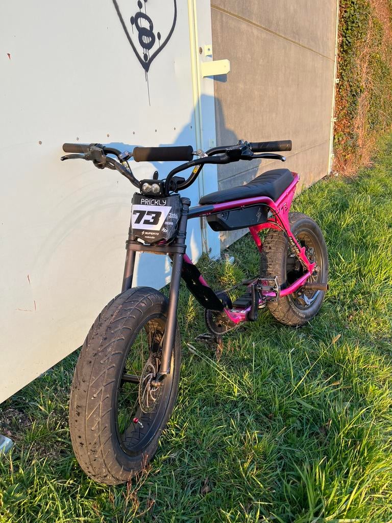 Custom super73 zx prickly pink, 59 cm of meer, Ophalen, Gebruikt, Overige merken