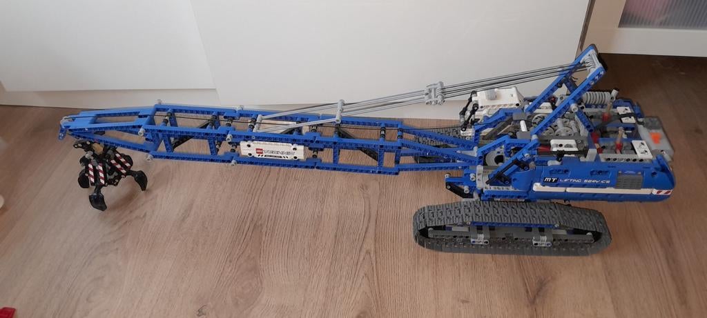 Lego rups kraan blauw 42042 zgan 100% compleet zeer netjes, Ophalen of Verzenden, Zo goed als nieuw, Complete set, Lego