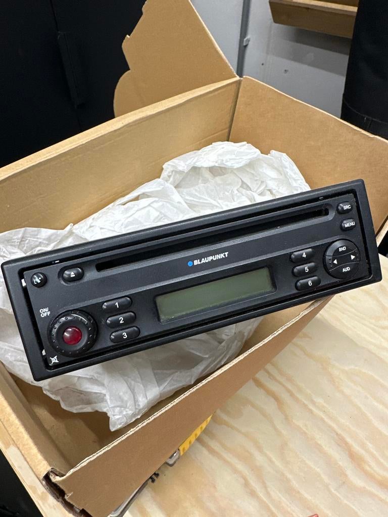 Blaupunkt autoradio Dacia Logan Mcv, Auto diversen, Autoradio's, Ophalen, Gebruikt