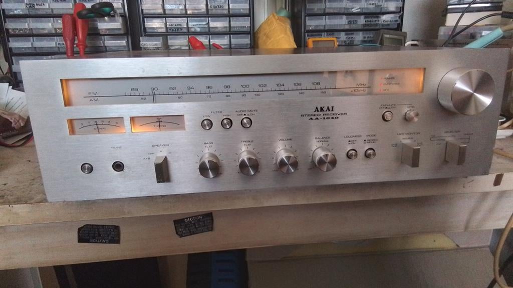 AKAI AA-1040 BLANK ALUMINIUM., Gebruikt, Ophalen, Overige merken, Minder dan 60 watt