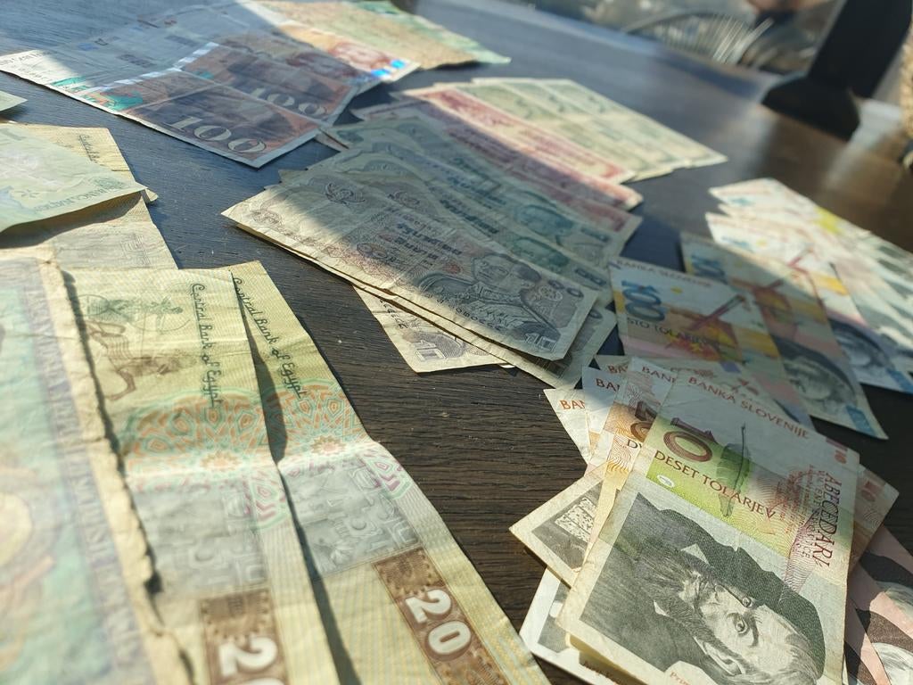 Partij 50 bankbiljetten uit de hele wereld, Ophalen of Verzenden