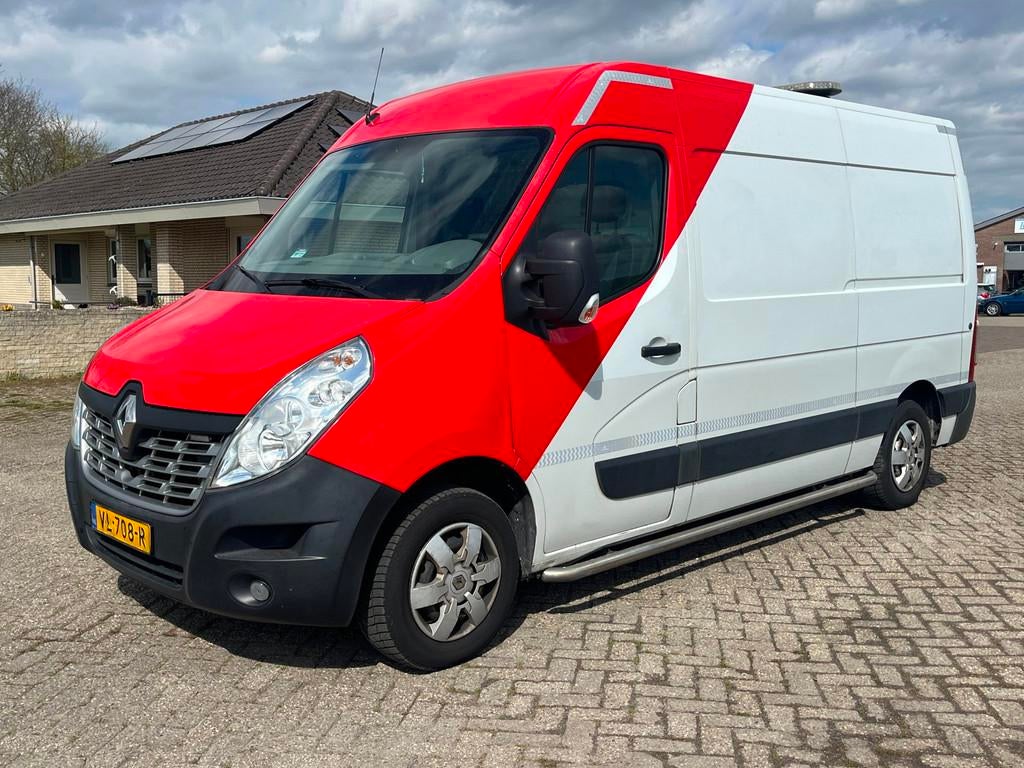 Renault Master T35 2.3 dCi L2H3 AIRCO EURO-5, Auto's, Euro 5, Stof, Gebruikt, Zwart