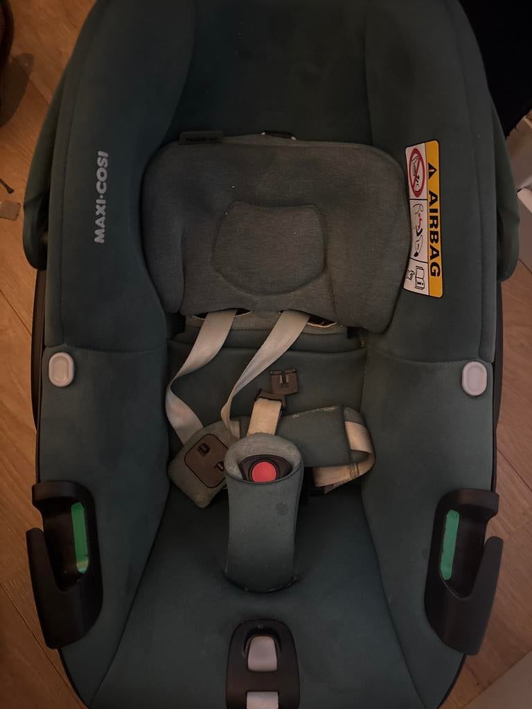 2x Maxi-Cosi Coral 360 Autostoel Essential Green, Gebruikt, Ophalen of Verzenden, Isofix, 0 t/m 13 kg