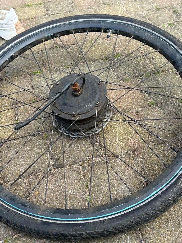 Fietswiel met motor, Fietsen en Brommers, Fietsonderdelen, Elektrische fiets, Gebruikt, Ophalen of Verzenden, Motor