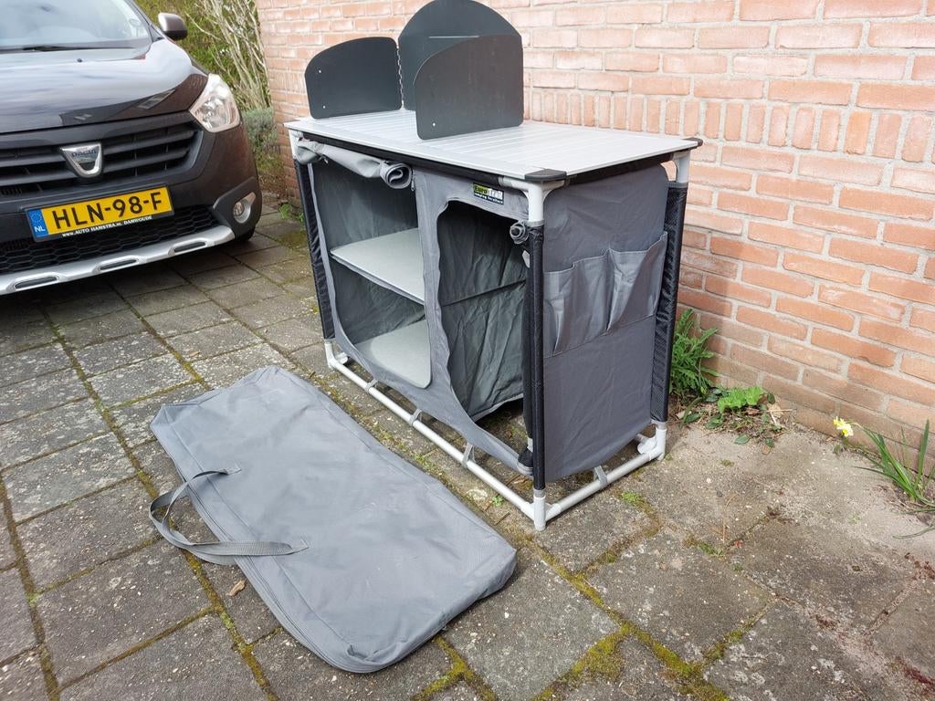 Kampeer kast & keuken/ camping uitrusting, Ophalen, Campingkast