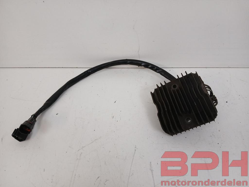 Spanningsregelaar Suzuki GSX1300BK GSX1300 B-king Bking rect, Gebruikt, -, -, Ophalen of Verzenden