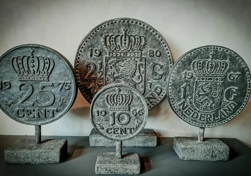 Gezocht, Ophalen, Zo goed als nieuw