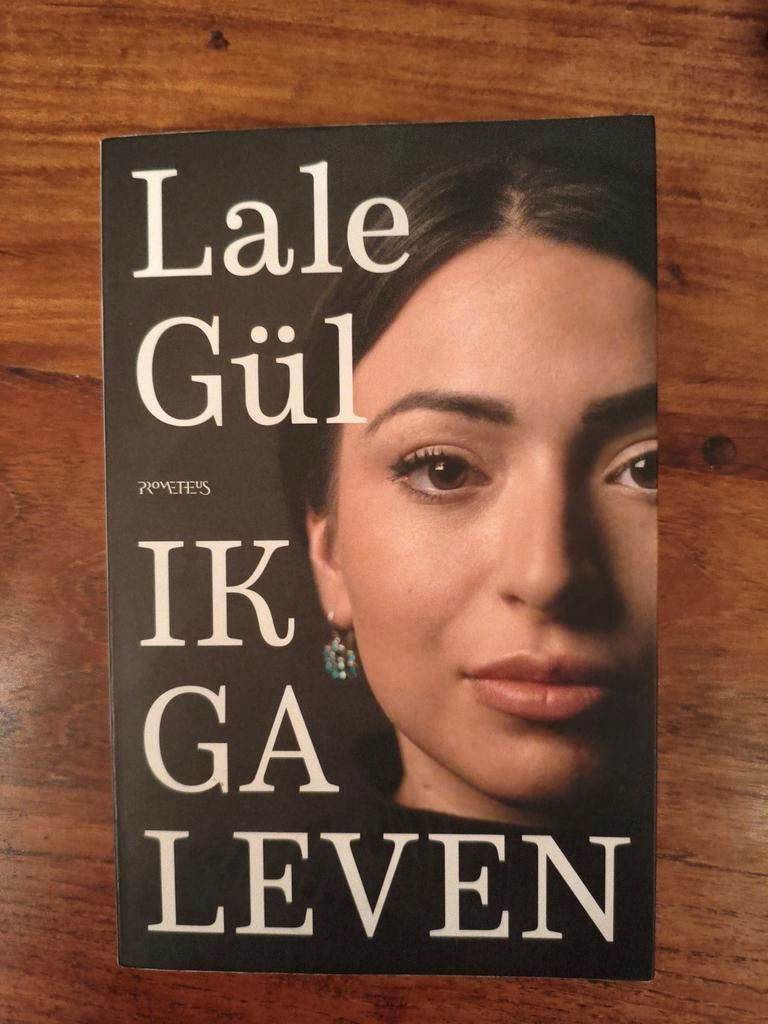 Lale Gül - Ik ga leven, Ophalen of Verzenden, Zo goed als nieuw, Lale Gül