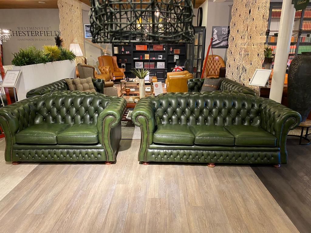 NIEUW & TWEEDEHANDSE CHESTERFIELD 1000m2 FAUTEUIL BANK STOEL, Ophalen, 75 tot 100 cm, Fauteuil Chesterfield zetel vintage, Zo goed als nieuw