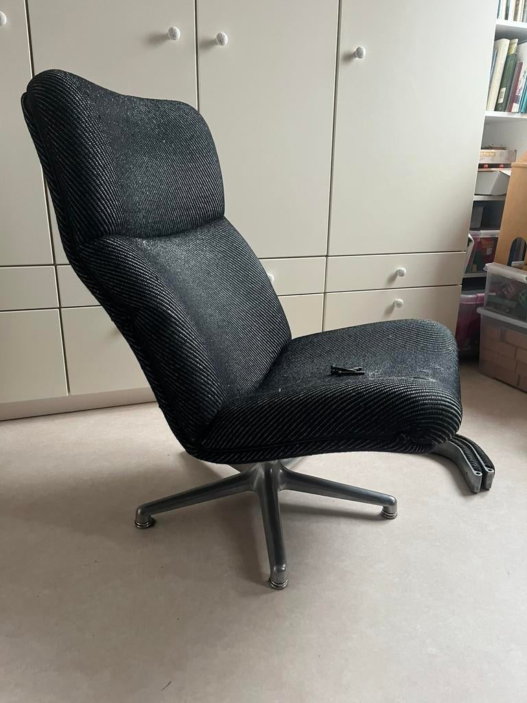 Artifort fauteuil, Huis en Inrichting, Fauteuils, Ophalen, Gebruikt, 75 tot 100 cm, Stof