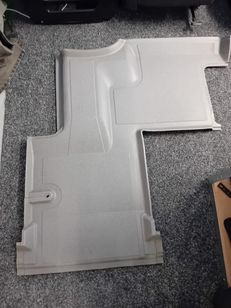 Mercedes sprinter isolatiemat vloermat, Ophalen, Zo goed als nieuw